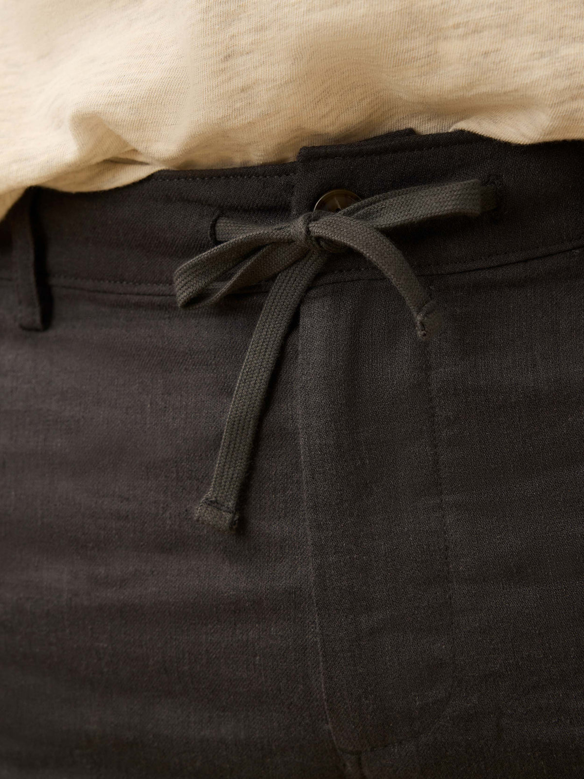 Movement™ Linen Drawstring Short - Washed Black