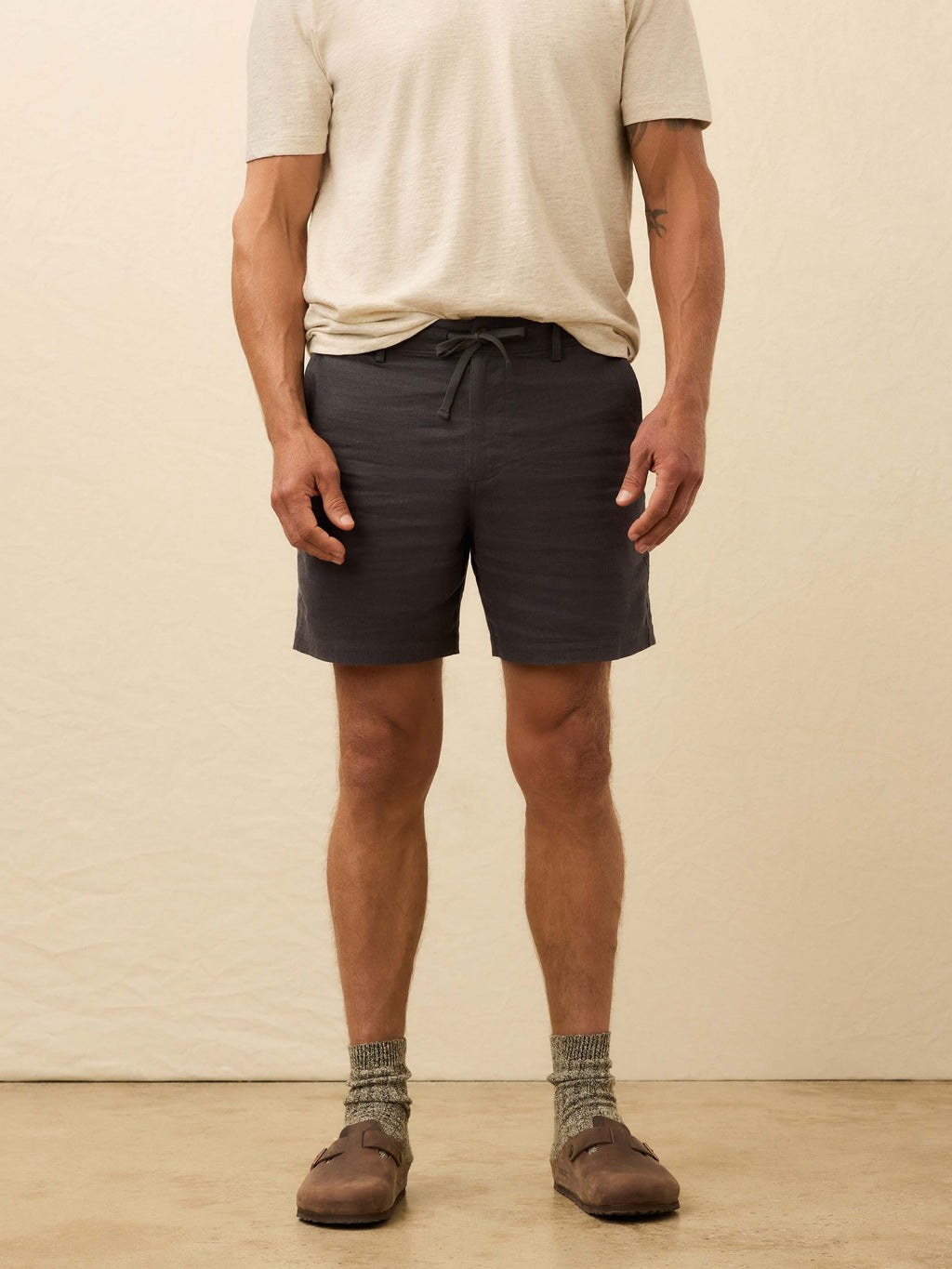 Movement™ Linen Drawstring Short - Washed Black