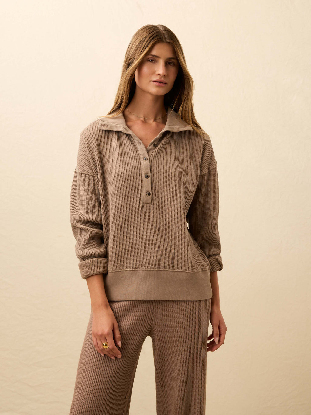 Apres Waffle Henley - Wood Smoke