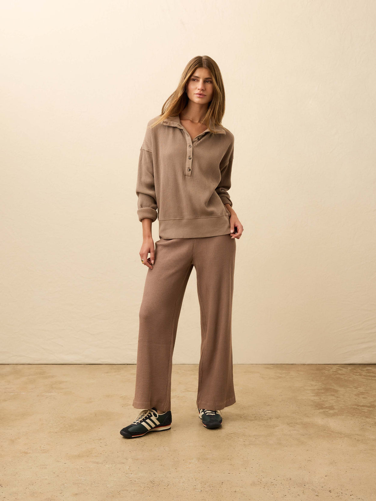 Apres Waffle Henley - Wood Smoke